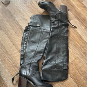 Elegant Black Leather Knee-High Boots